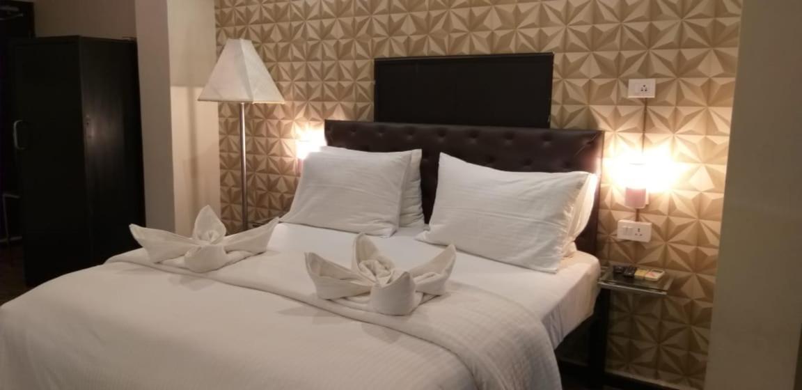 Creek Hotel - Panaji Zewnętrze zdjęcie